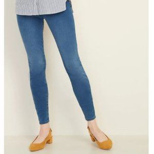 Old Navy Rockstar Super Skinny Pull-on Jeggings